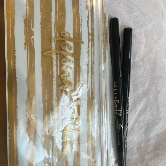 Definabelle waterproof Kajal eyeliner NWT - Picture 4 of 6